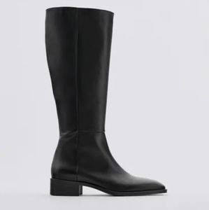 Zara flat leather boots